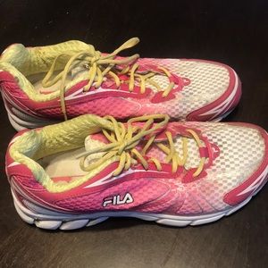 Women’s Fila runners. Size 8.5. Barely worn.
